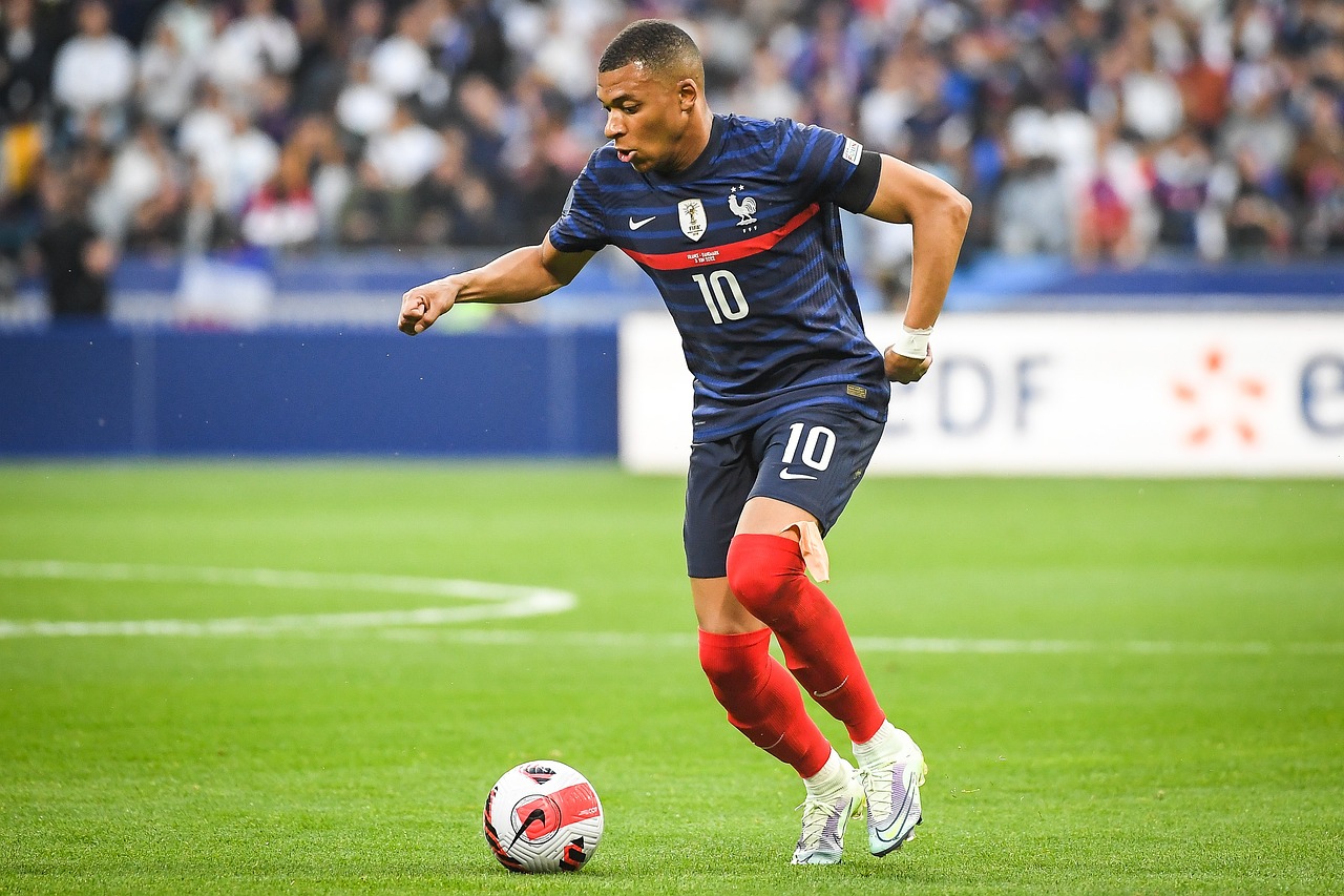 kylian mbappé, soccer, player