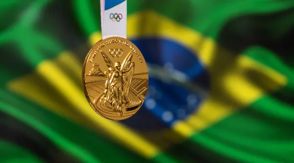 Brasil conquista oito medalhas e sobe para sétimo no quadro de medalhas